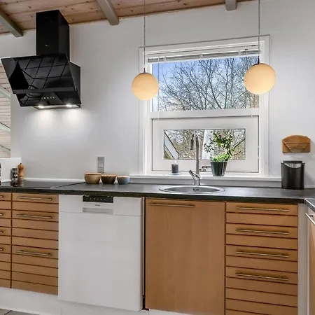 Merte - 300m From The Sea By Interhome